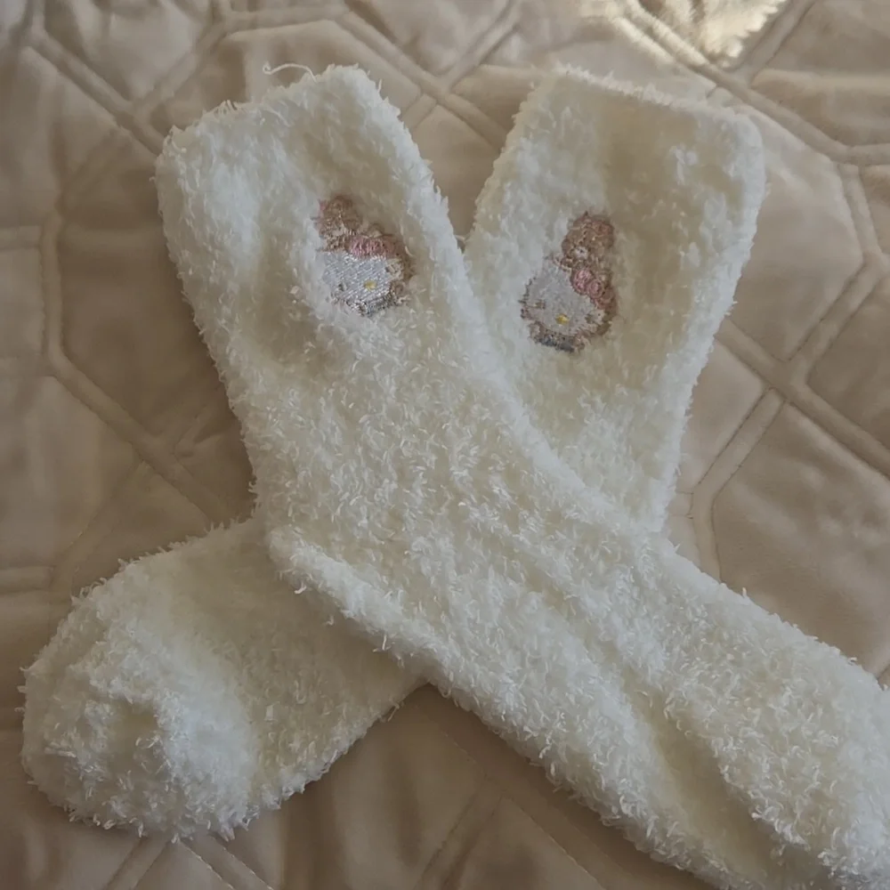Hello Kitty socks 2 pk set. Butter yellow and white Fluffy socks